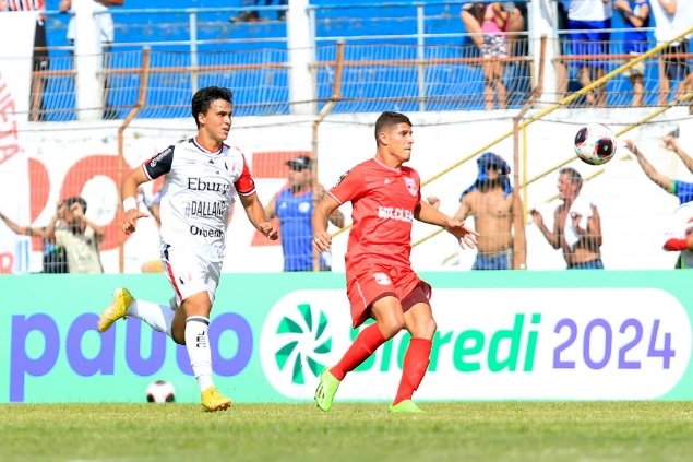 Taubaté e Atlético Guará superam pressão com vitória 3