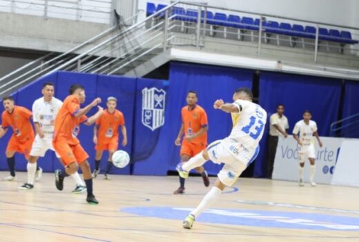 Futsal da região abriu temporada estreando em torneio 1
