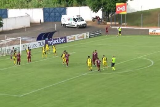 Atlético Joseense perde com três gols em seis minutos 3