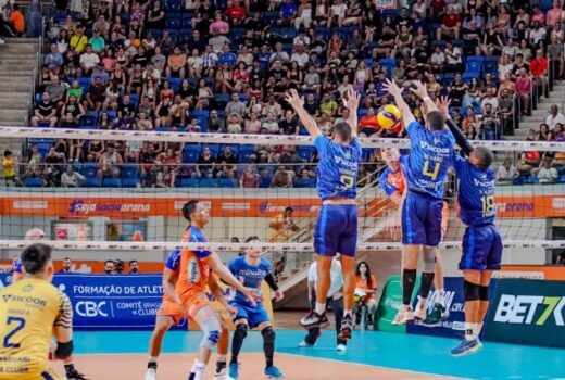 Vôlei joseense garante mais três pontos e segue vice 8