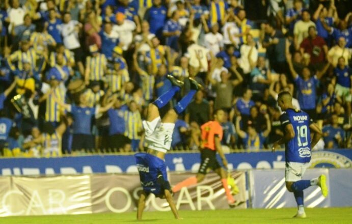 São José terá artilheiro em jogo de vaga antecipada 1