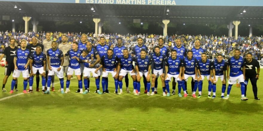 São José defende liderança contra time reanimado 1