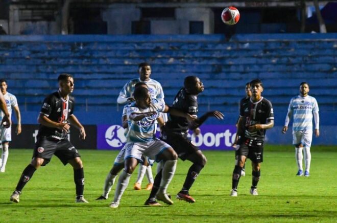 Times da região voltam a vencer e seguem no alto 3 Times da região voltam a vencer e seguem no alto 2