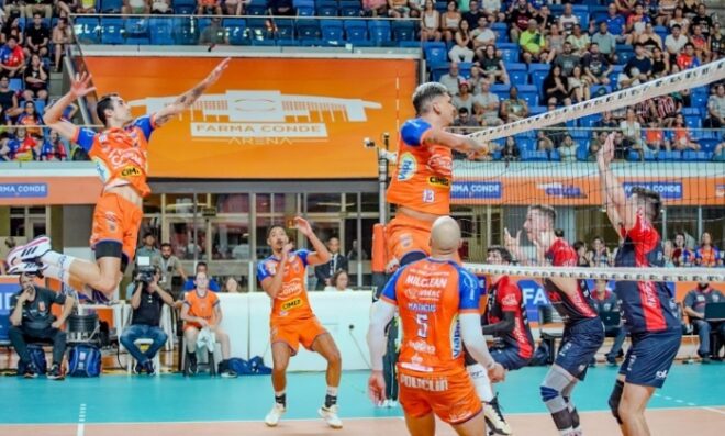 Vôlei joseense aproveita apoio da torcida e vira 1