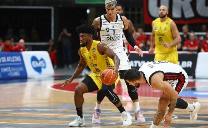 São José Basketball perde para o líder no final 1