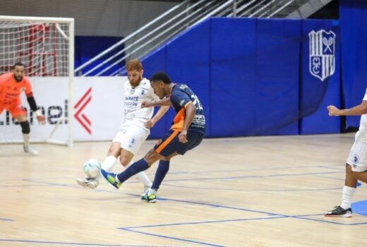 Futsal da região poderá fazer a final de torneio 13
