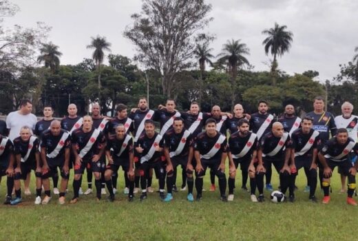 Copa Popular de futebol amador tem semifinais 5