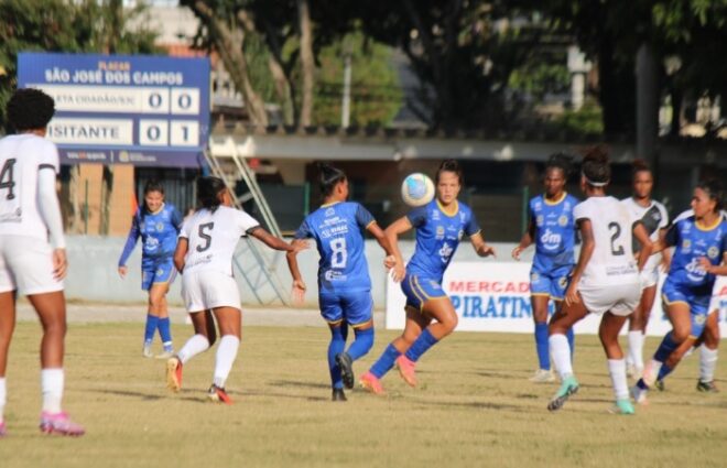 Futebol feminino da região teve resultados diferentes 3