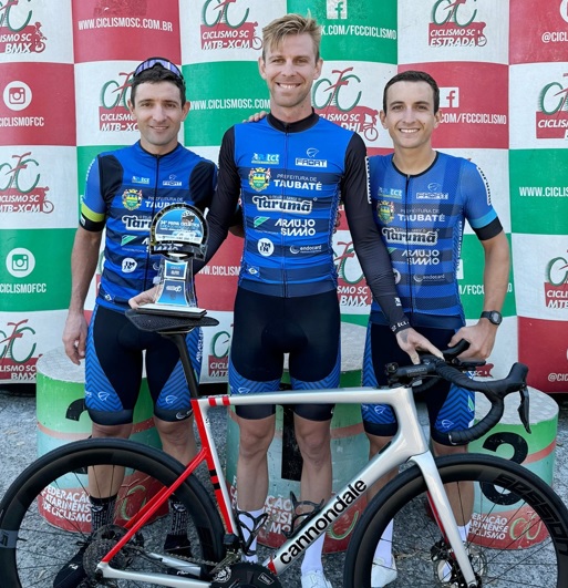 Ciclismo de Taubaté vai ao pódio em duas competições 2