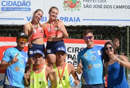 Vôlei de praia joseense começa circuito com medalhas 3