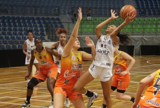 São José Basketball perde nos últimos segundos 14