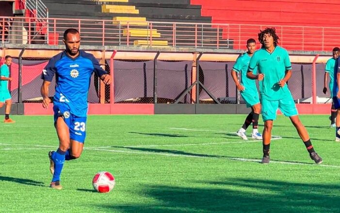 São José fez jogo-treino e emprestou atacante 1