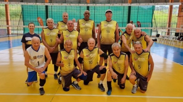 Vôlei adaptado joseense começou com duas vitórias 3