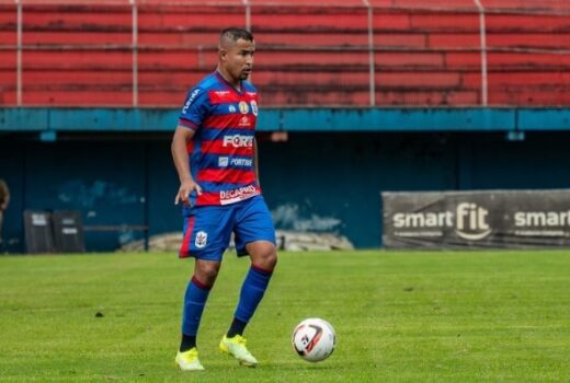 São José anuncia dois jogadores para o Brasileiro 8