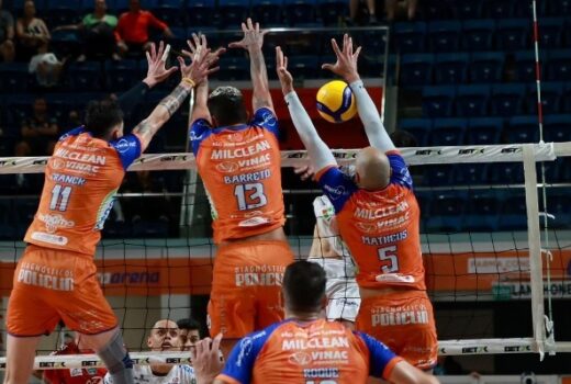 Vôlei joseense viaja para jogo decisivo no Sul 1