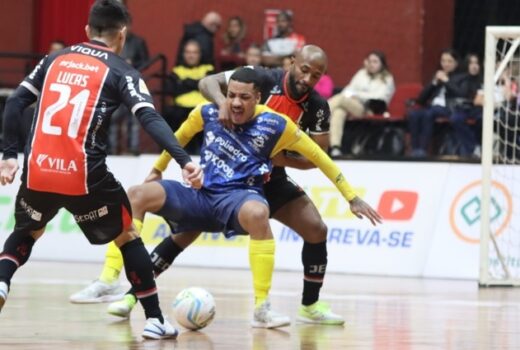 Futsal da região sofre derrotas contra times catarinenses 9