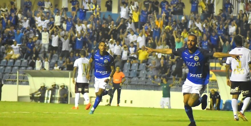 São José ficará meses sem o meia que sofreu contusão 1