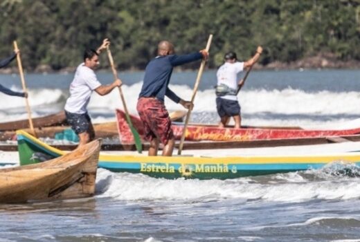 Ubatuba anuncia tradicional corrida de canoas artesanais 9