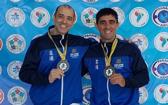 Dupla joseense de judocas traz medalha da Argentina 1