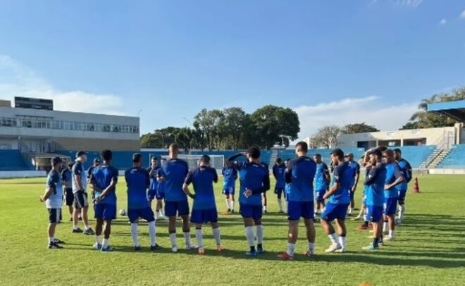 São José quer voltar a vencer na estreia de técnico 1