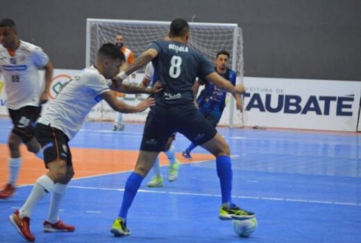 Taubaté Futsal leva virada e São José joga na segunda 9