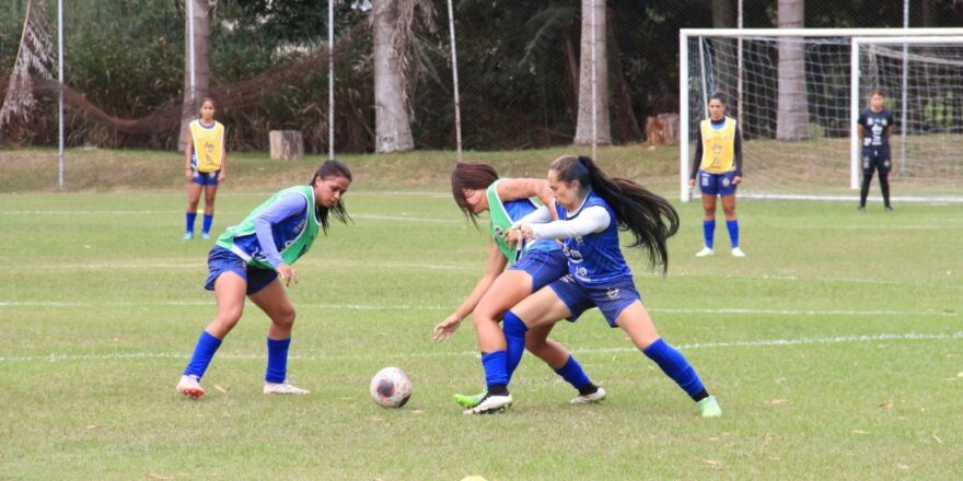Futebol feminino da região tem domingo de definições 1