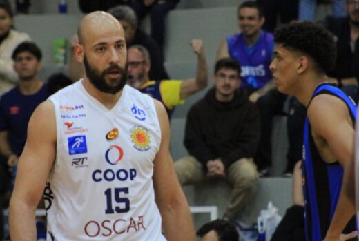 Basquete joseense tem renovação e dois times em quadra 12