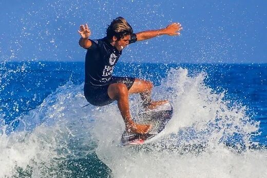Surfe em São Sebastião destaca campeões em circuito 6
