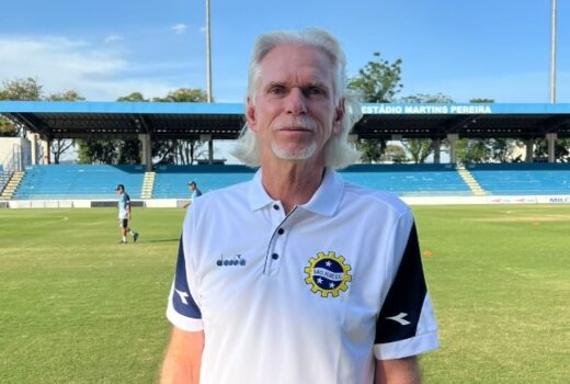 São José confirma que já procura um outro técnico 1