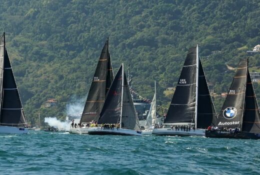 Vela de Ilhabela teve regata que virou a madrugada 3