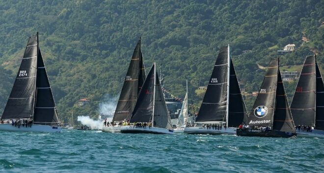 Vela de Ilhabela teve regata que virou a madrugada 1