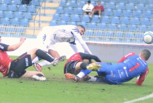 São José soma mais um empate na última em casa 9