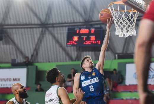 Basquete joseense oscila e perde por um ponto 5