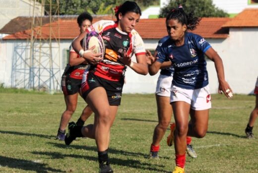 Rugby feminino da região disputou torneio no Rio 12