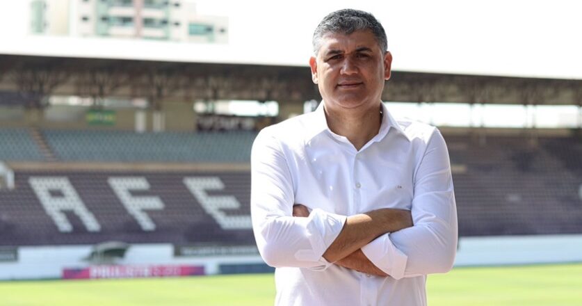 São José anuncia executivo e formaliza técnico 1