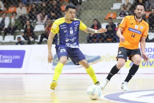 São José Futsal leva virada em Carlos Barbosa 4