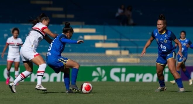 Rodada do feminino começa com derrota do São José 1