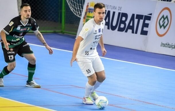 Taubaté Futsal cai e São José defende posição 1