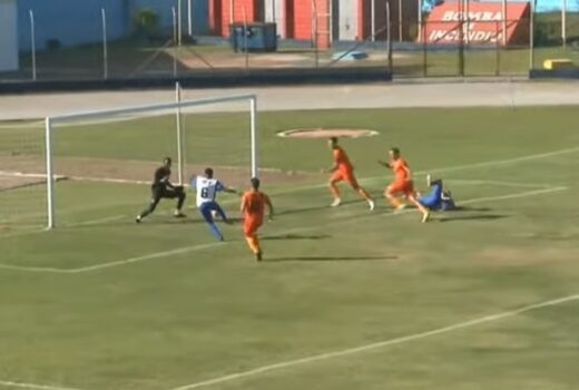 Manthiqueira leva goleada no jogo da despedida 7