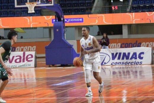 São José Basketball vence e confirma liderança 11