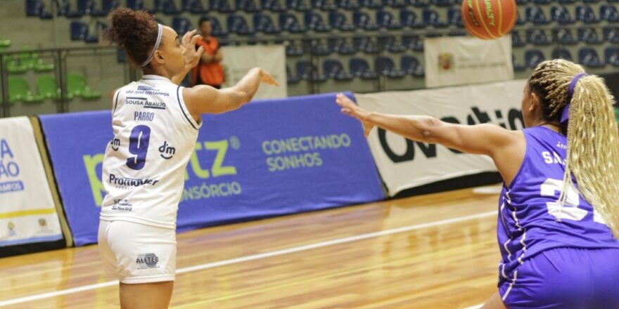 Basquete feminino joseense reequilibra campanha 1