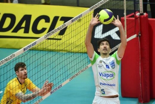 Vôlei joseense perde no tie-break em Guarulhos 12