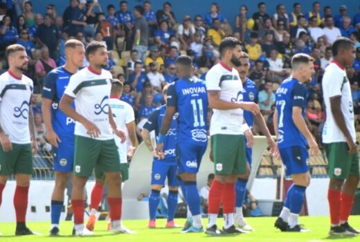 São José tem quatro jogadores a menos 5