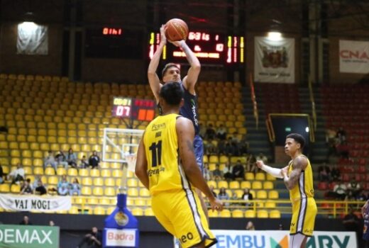 Basquete joseense abriu fase vencendo fora 1