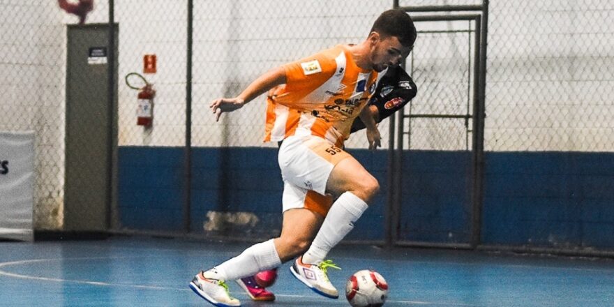 Taubaté Futsal e Pinda esperam fim de playoff 1