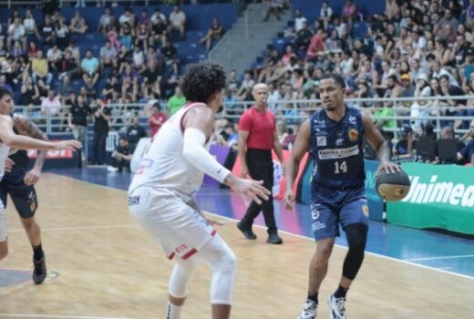 São José Basketball fica sem chances em Franca 5