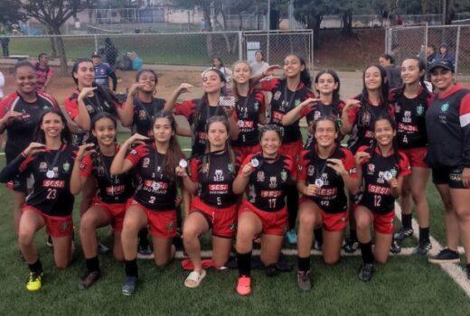 Jacareí Rugby ganha títulos no feminino sevens 5