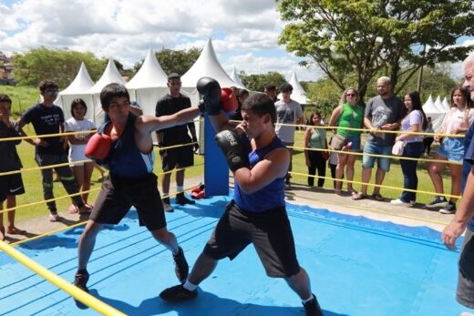 Conexão Juventude teve tarde com esporte e recreação 10