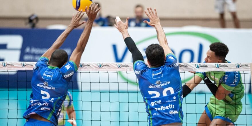 Vôlei São José traz dois pontos de Santa Catarina 1