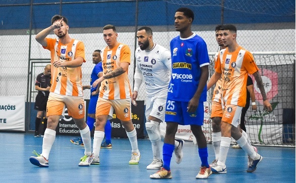 Times de futsal da região garatem duas semifinais 1